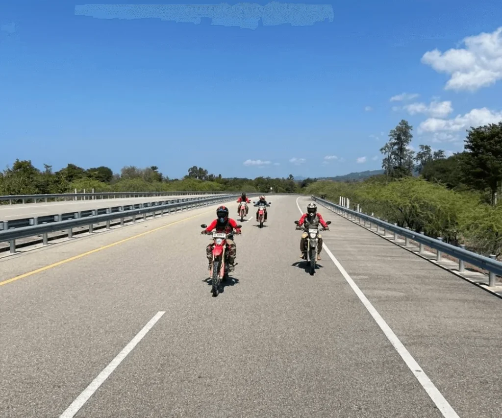dili dirt bike suai highway